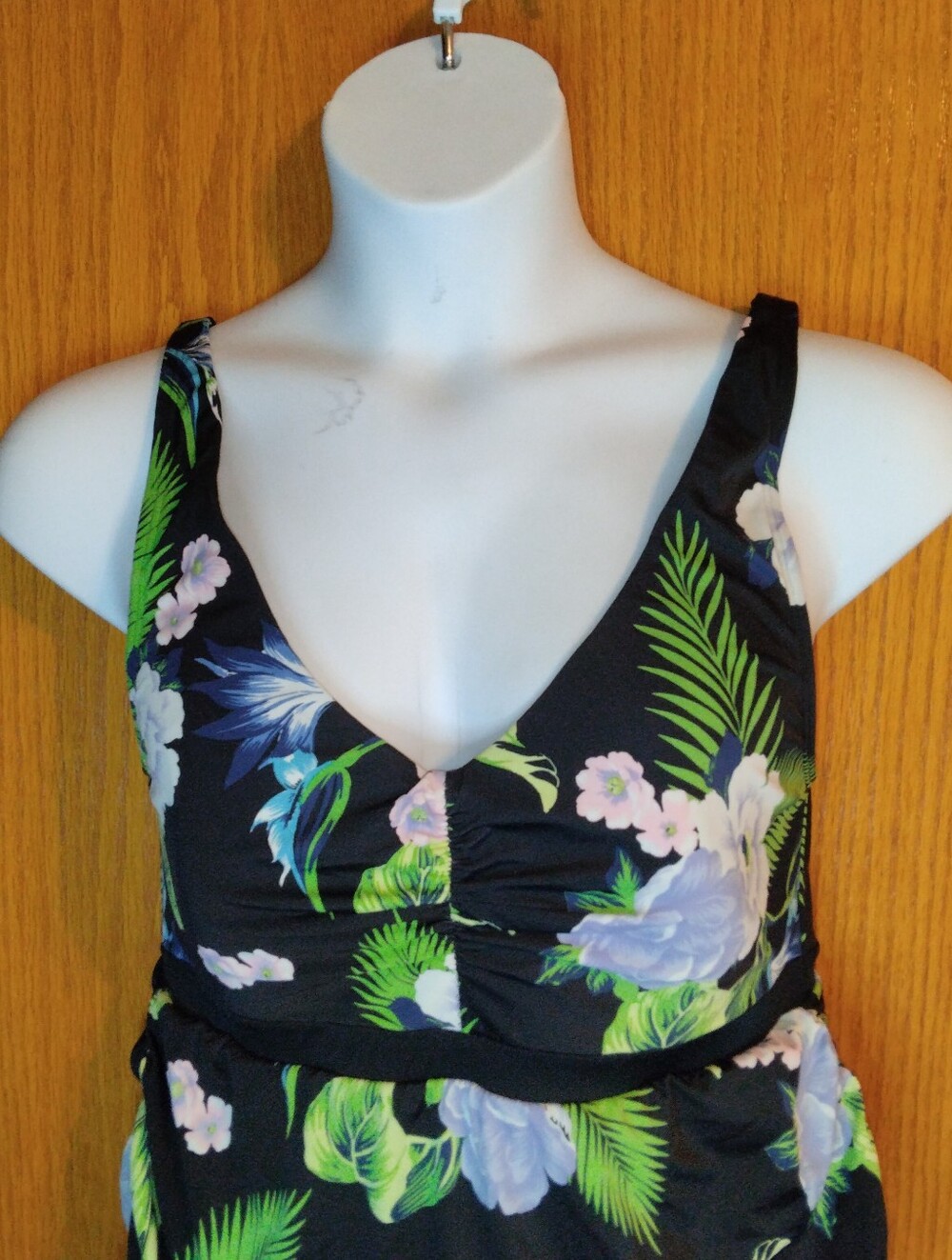 SWIM by CACIQUE Black Floral One Piece Swimsuit Swim Dress No Wire Size 14 - Picture 3 of 7